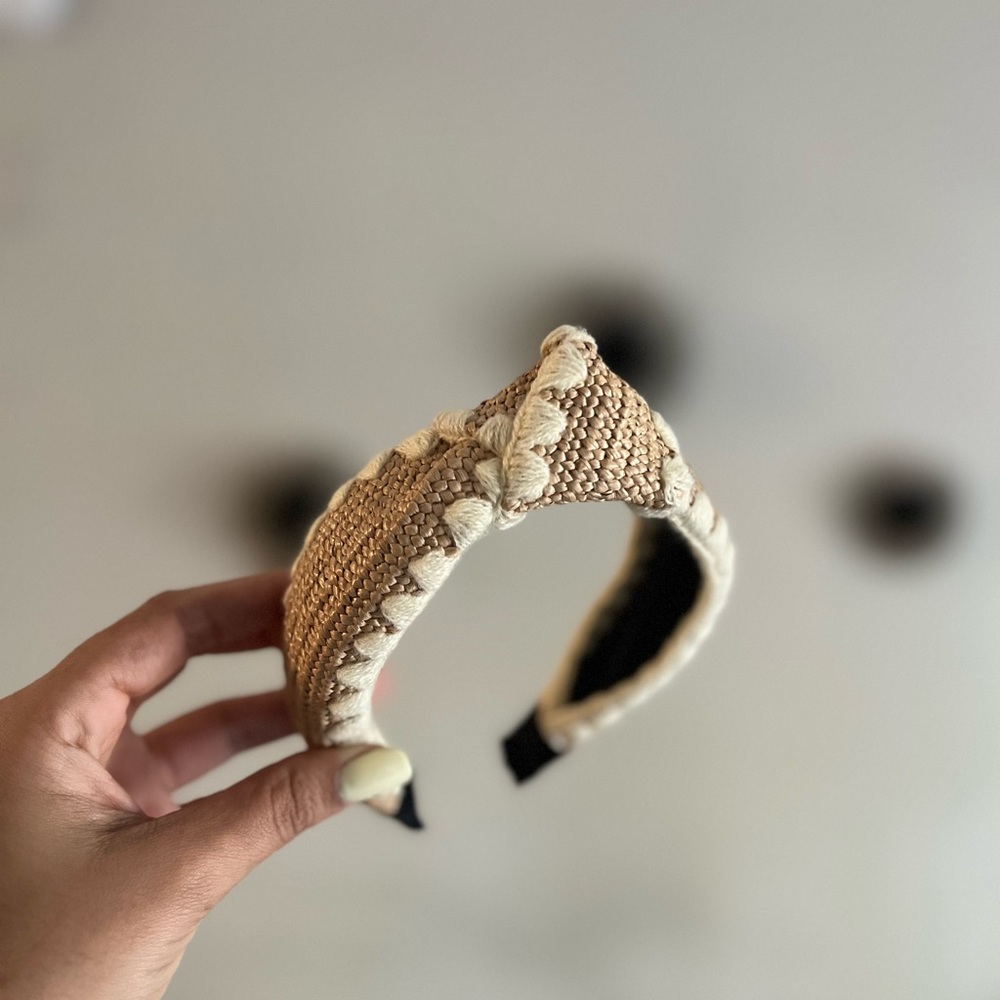 Handmade Woven Neutral Headband – Boho Chic from Dominican Republic - Picture 4 of 6